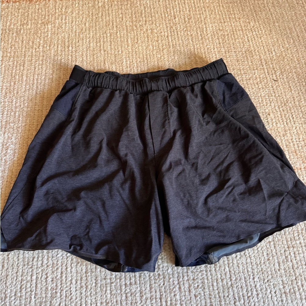 Mens 5” Lululemon running shorts